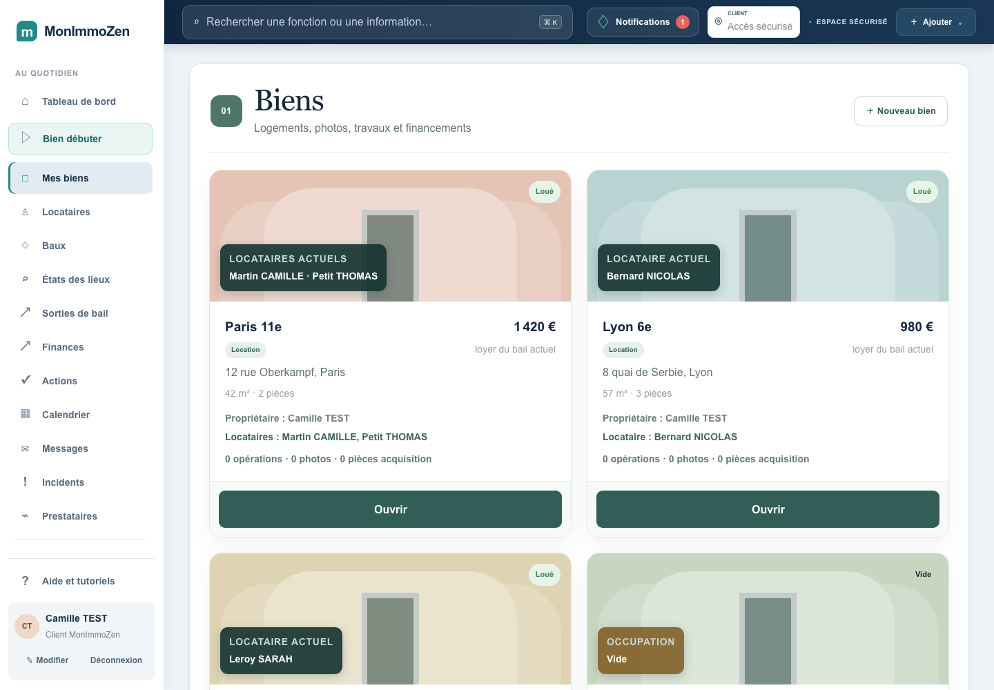 Vue Mes biens de MonImmoZen présentant quatre dossiers locatifs avec statut, loyer, locataire et accès au logement